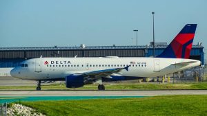 Agente de boletos de Delta regaló pasajes, dicen autoridades federales. La aerolínea perdió $447,000