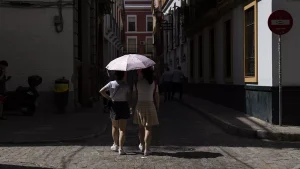 España registra la temperatura más alta en lo que va del mes de abril: 38,8 grados