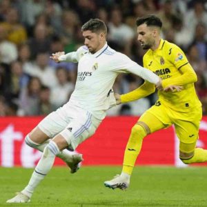 Álex Baena denuncia a Fede Valverde