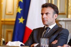 Qué busca Macron con su “pacto social” para pasar página al “cólera”