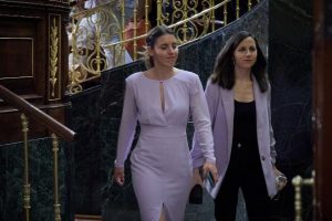 Montero reitera la disposición de Podemos a un acuerdo de coalición con Sumar