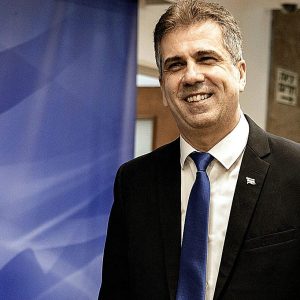 Eli Cohen: “Armas iraníes asesinan europeos en Ucrania”