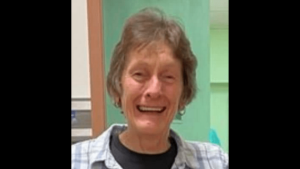 Anciana de 76 años violada y estrangulada mientras daba un paseo. Luego la lanzaron a un sendero