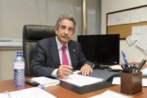 Revilla: “Me presento candidato con 80 años para que no gobiernen PP y Vox”