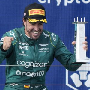 Alonso deja perplejos a todos: “No tenía a nadie delante ni atrás y me dediqué a ver la tele”