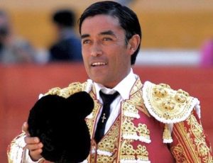 Muere Rafael Ortega, matador de toros mexicano, en Estados Unidos