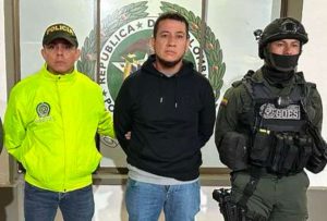 Policía incauta 124 inmuebles y 23 animales exóticos del narcotraficante ‘Gato Farfán’ requerido por Estados Unidos
