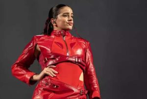 Rosalía, la ‘Motomami’, molesta por filtración de fotos “íntimas”