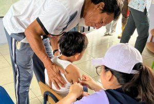 Salud._ millón 600 mil niños fueron vacunados contra poliomielitis, sarampión y rubeola en dos semanas