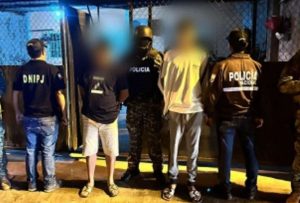 Policía y Fuerzas Armadas aprehendieron a sujetos por tenencia de armas de fuego