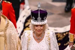 La coronación de la reina Camila despertó el recuerdo ‘Lady Di’