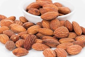 ¿Cuántas almendras se puede comer al día?