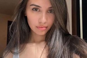 La imagen de Caryn Marjorie cobra un dólar por minuto para ser novia virtual