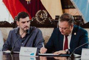 Ministerio del Interior y Alcaldía de Guayaquil suscriben convenio para la seguridad
