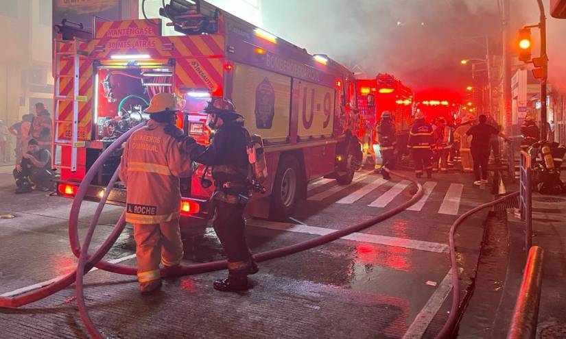 Guayaquil: un incendio en una bodega dejó tres heridos y un fallecido