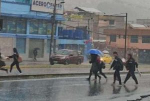 Inamhi mantiene alerta activa por lluvias, tormentas y viento