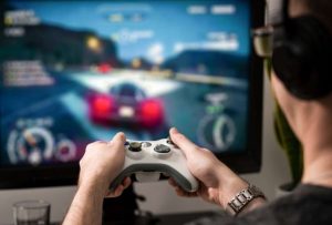 ¿Cuál es la velocidad ideal para ver películas y jugar en internet?