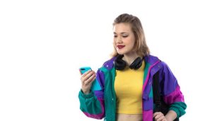 Adolescentes: Especialista explica por qué los jóvenes son tan influenciables por las redes sociales