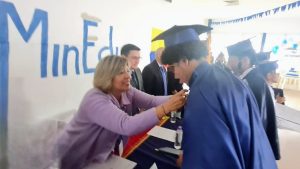 Jóvenes privados de la libertad culminan el bachillerato en busca de nuevas oportunidades