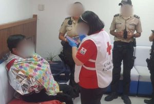 ECU – 911 dio asistencia por un bebé que fue encontrado en el contenedor de basura