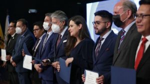 Candidatos deben definir una hoja de ruta para la lucha contra la de corrupción