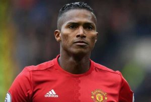 Antonio Valencia fue víctima de racismo