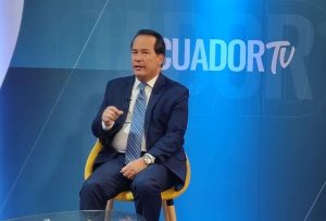 Decretos-ley, juicio político y gabinete, temas que resaltó el ministro de Gobierno