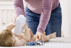 Cáncer: Johnson & Johnson’s deberá pagar USD 18,8 millones a un enfermo tras un juicio por talco de bebés