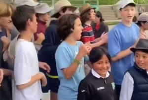 El ritmo del Juyayay contagió a decenas de niños estadounidenses