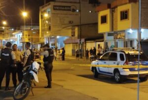 En Manabí se abatió a un delincuente y en Esmeraldas se capturó a miembros de ‘Los Choneros’