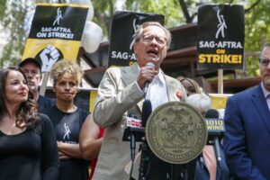 Las huelgas de Hollywood: una crisis peor que la pandemia para los negocios del cine