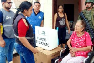 Elecciones Anticipadas: CNE realizó simulacro del Voto en Casa