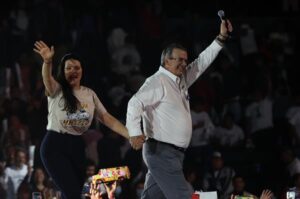 Partido de López Obrador definirá candidato para 2024