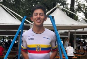 Jeremy Ulcuango ganó la medalla de plata en Mundial de patinaje