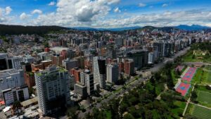 Inestabilidad política impacta ventas de viviendas en Quito