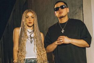 Shakira en colaboración con Fuerza Regida estrena su nueva canción