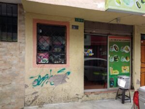 Incertidumbre en Solanda: esperando respuestas mientras las casas siguen agrietándose