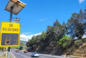 Los fotorradares en Quito seguirán activos