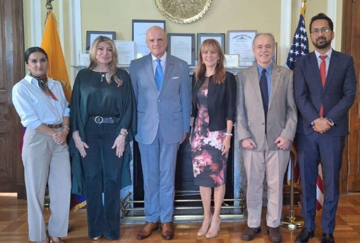 El vicepresidente Alfredo Borrero Vega viajó a Estados Unidos