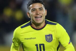 Kendry Páez llevaría la camiseta número 10 ante Colombia