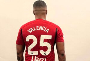 La camiseta del Manchester United, Antonio Valencia vistió nuevamente