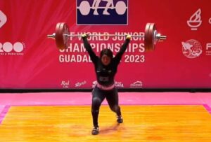 Campeona mundial de levantamiento de pesas Kelin Jiménez