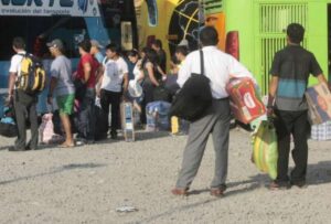 Perú: Prohíben que transporte interprovincial