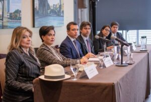 Daniel Noboa ofrece reducir al 5% el IVA