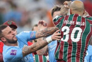 La final del Mundial de Clubes entre Manchester City y Fluminense terminó con una pelea entre Kyle Walker y Felipe Melo