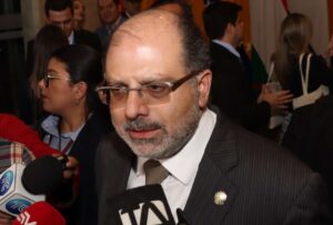 Henry Kronfle, presidente de la Asamblea Nacional, mantuvo una reunión con los integrantes del Consejo de Administración Legislativa (CAL)