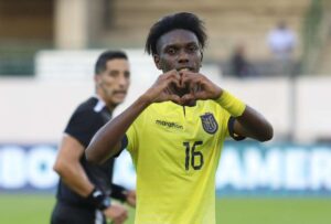 Victoria de Ecuador 2-0 sobre Bolivia