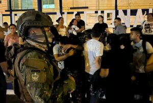 Guías penitenciarios y funcionarios administrativos fueron liberados la noche de este 13 de enero de 2024