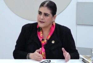 Dio detalles del trabajo que realizan las autoridades para dar con el paradero de Fito y Colón Pico, la ministra de Gobierno y del Interior Mónica Palencia,