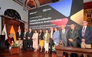 𝐔𝐍𝐈𝐕𝐄𝐑𝐒𝐈𝐃𝐀𝐃 𝐃𝐄 𝐆𝐔𝐀𝐘𝐀𝐐𝐔𝐈𝐋 𝐒𝐄𝐃𝐄 𝐃𝐄𝐋 “𝐈𝐈 𝐒𝐄𝐌𝐈𝐍𝐀𝐑𝐈𝐎 𝐈𝐍𝐓𝐄𝐑𝐍𝐀𝐂𝐈𝐎𝐍𝐀𝐋 𝐒𝐎𝐁𝐑𝐄 𝐂𝐀𝐋𝐈𝐃𝐀𝐃 𝐘 𝐀𝐂𝐑𝐄𝐃𝐈𝐓𝐀𝐂𝐈Ó𝐍 𝐔𝐍𝐈𝐕𝐄𝐑𝐒𝐈𝐓𝐀𝐑𝐈𝐀”